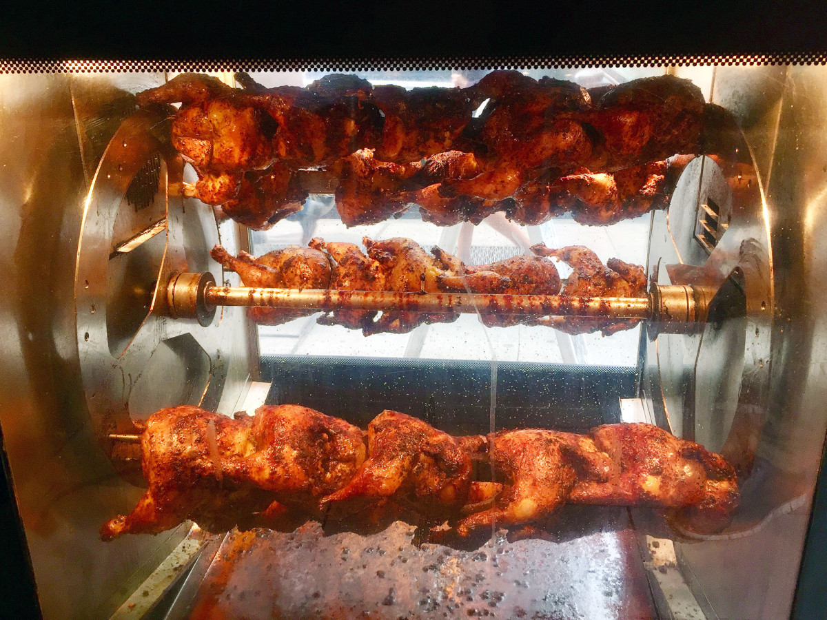 hen-pen-rotisserie-chicken-punt-pass-pork.jpg